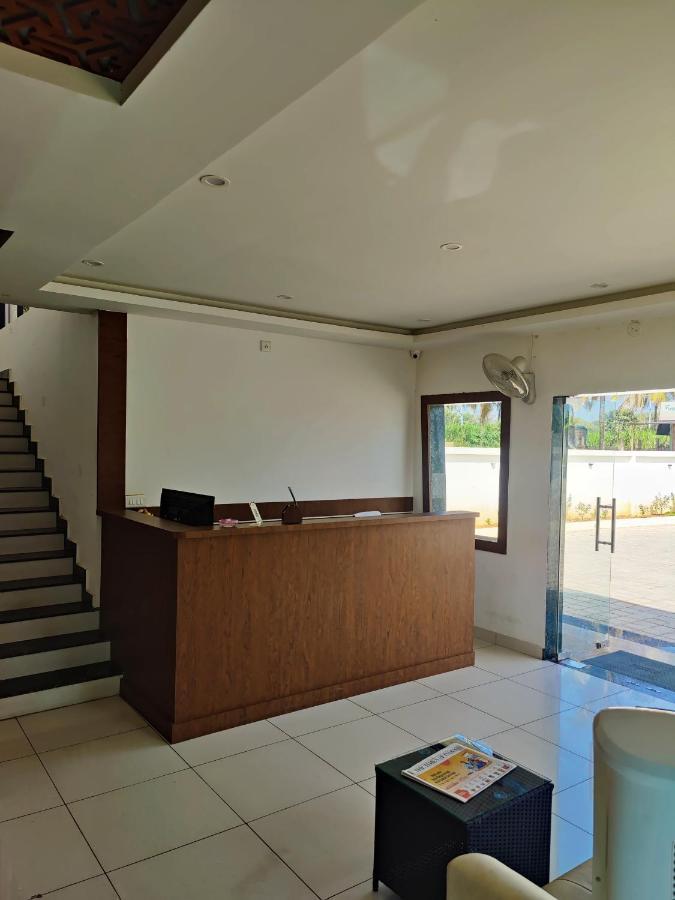 Hotel Airport City Dod Jala Ngoại thất bức ảnh