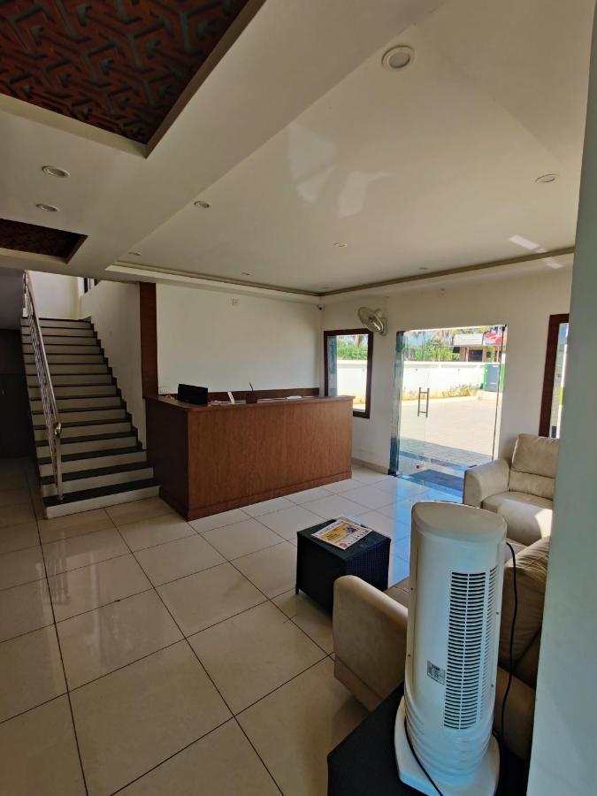 Hotel Airport City Dod Jala Ngoại thất bức ảnh