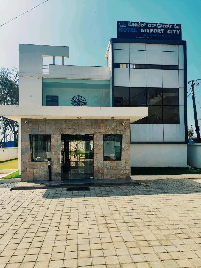 Hotel Airport City Dod Jala Ngoại thất bức ảnh