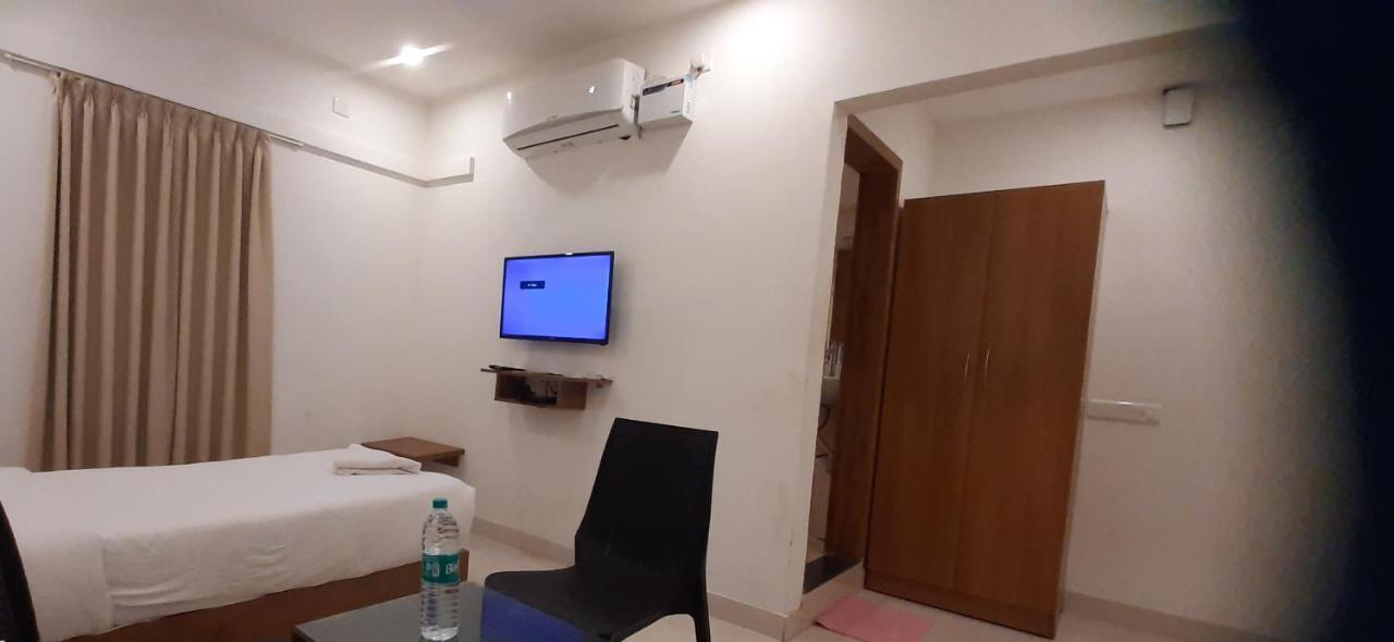 Hotel Airport City Dod Jala Ngoại thất bức ảnh