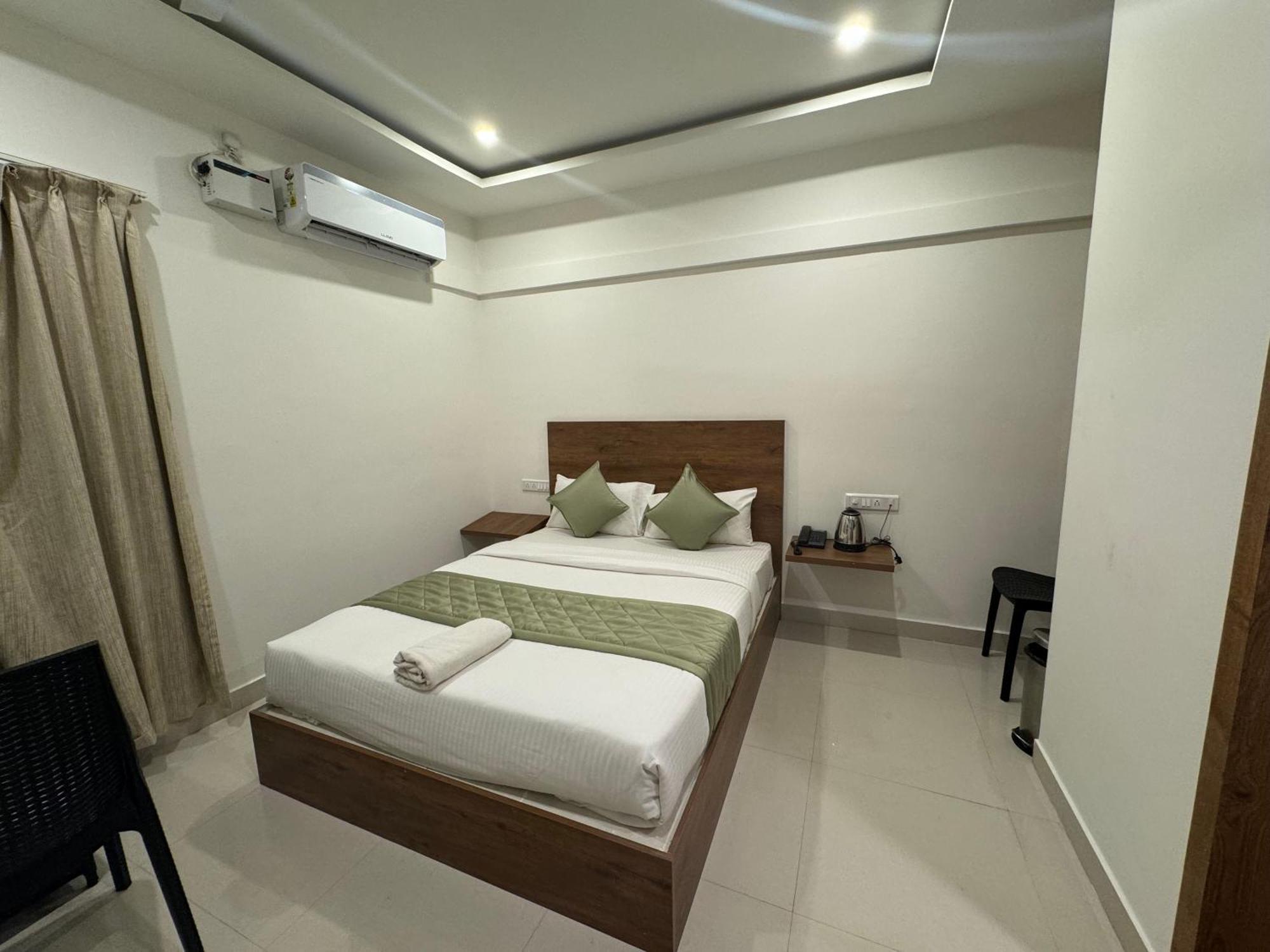 Hotel Airport City Dod Jala Ngoại thất bức ảnh