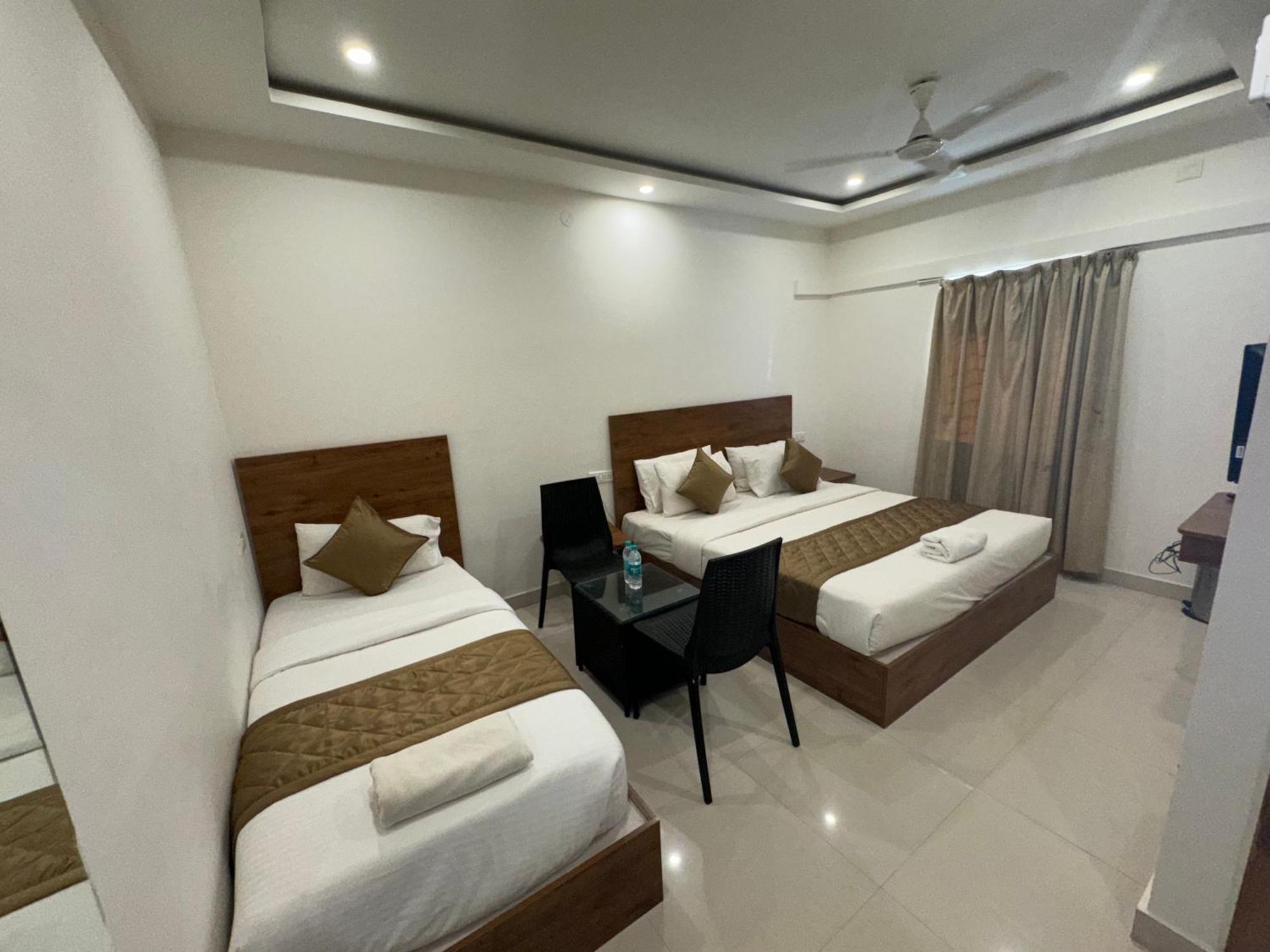 Hotel Airport City Dod Jala Ngoại thất bức ảnh