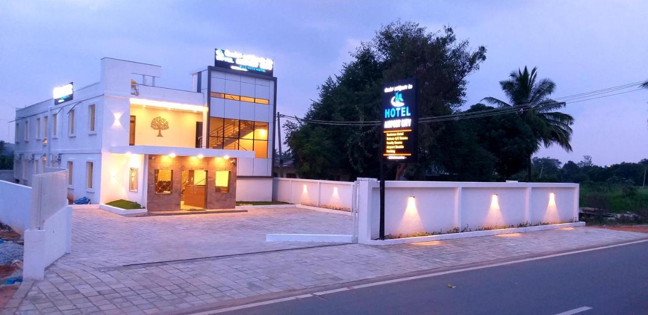 Hotel Airport City Dod Jala Ngoại thất bức ảnh