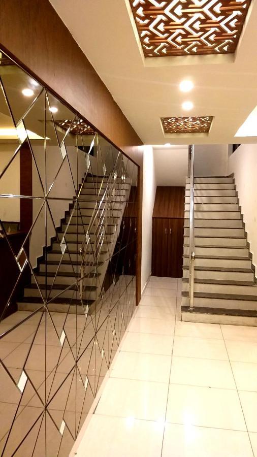 Hotel Airport City Dod Jala Ngoại thất bức ảnh